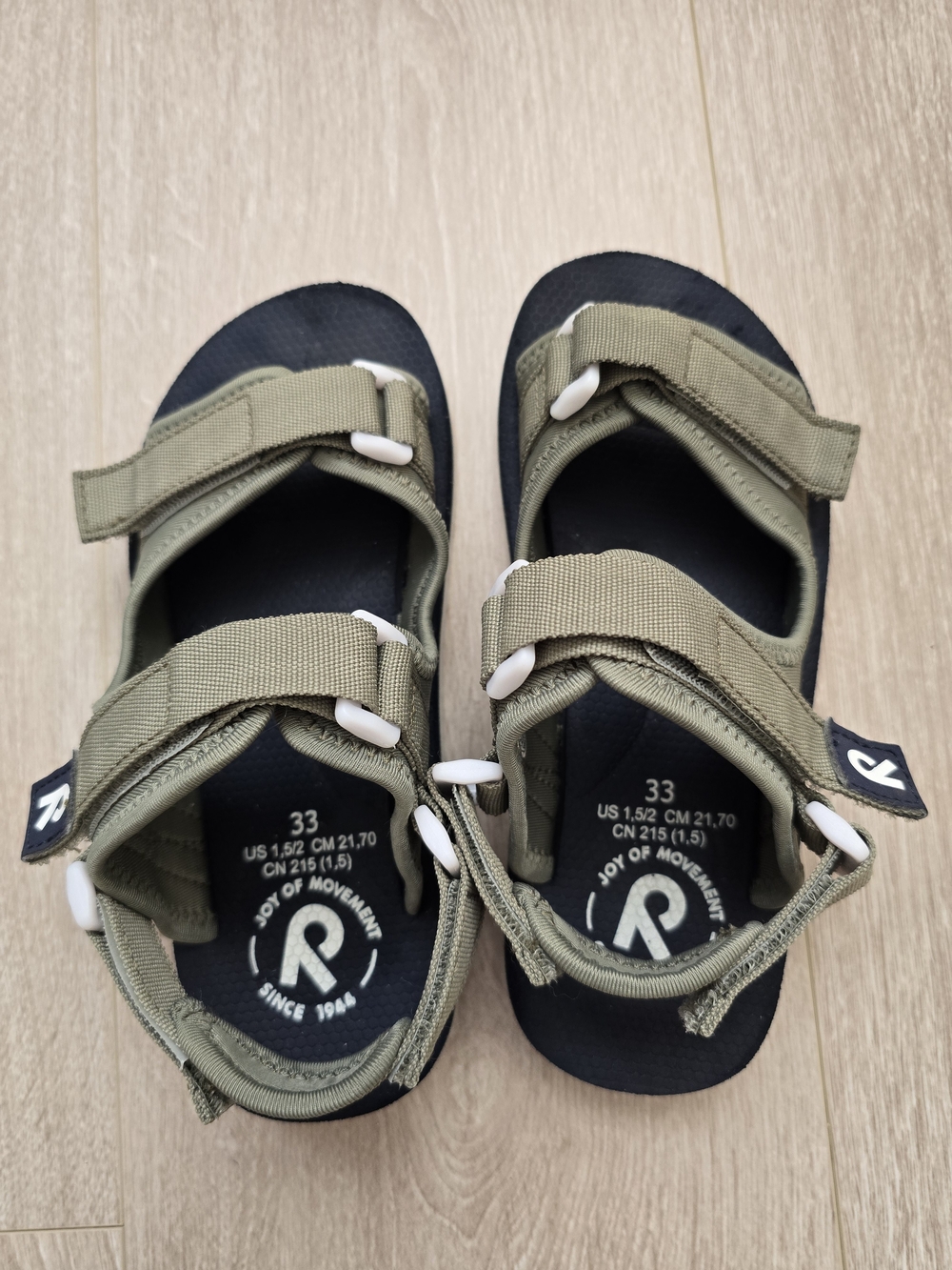 Kids Adjustable Olive Green Outdoor Sandals with Hook-and-Loop Straps Size 1.5